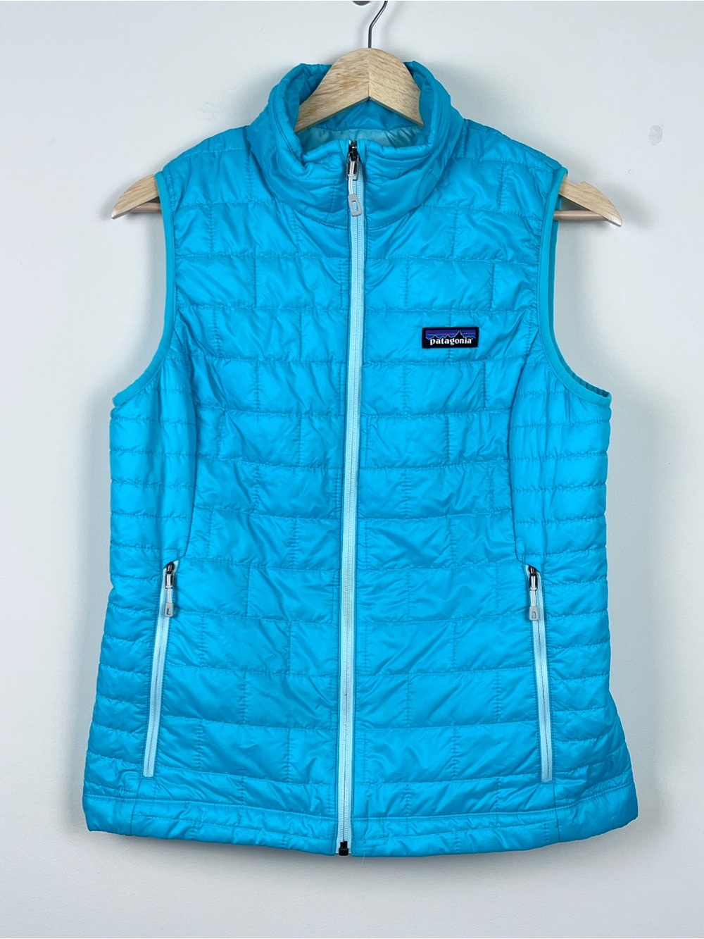 Patagonia Women's Nano Puff Quilted Full Zip Primaloft Vest Size S; Outdoor